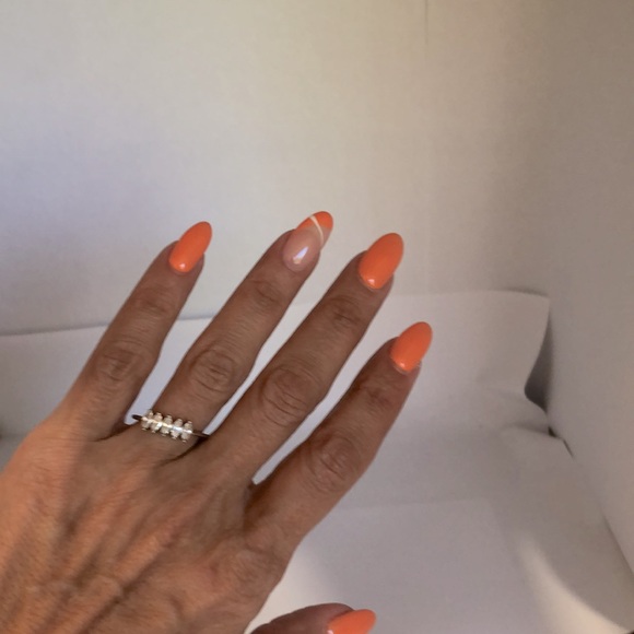 Pre-Engagement or Promise Ring. - Picture 2 of 2